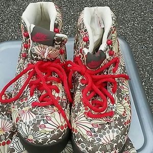 Nike boots